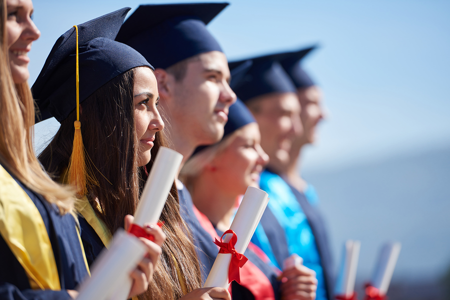 students graduating and ready for college